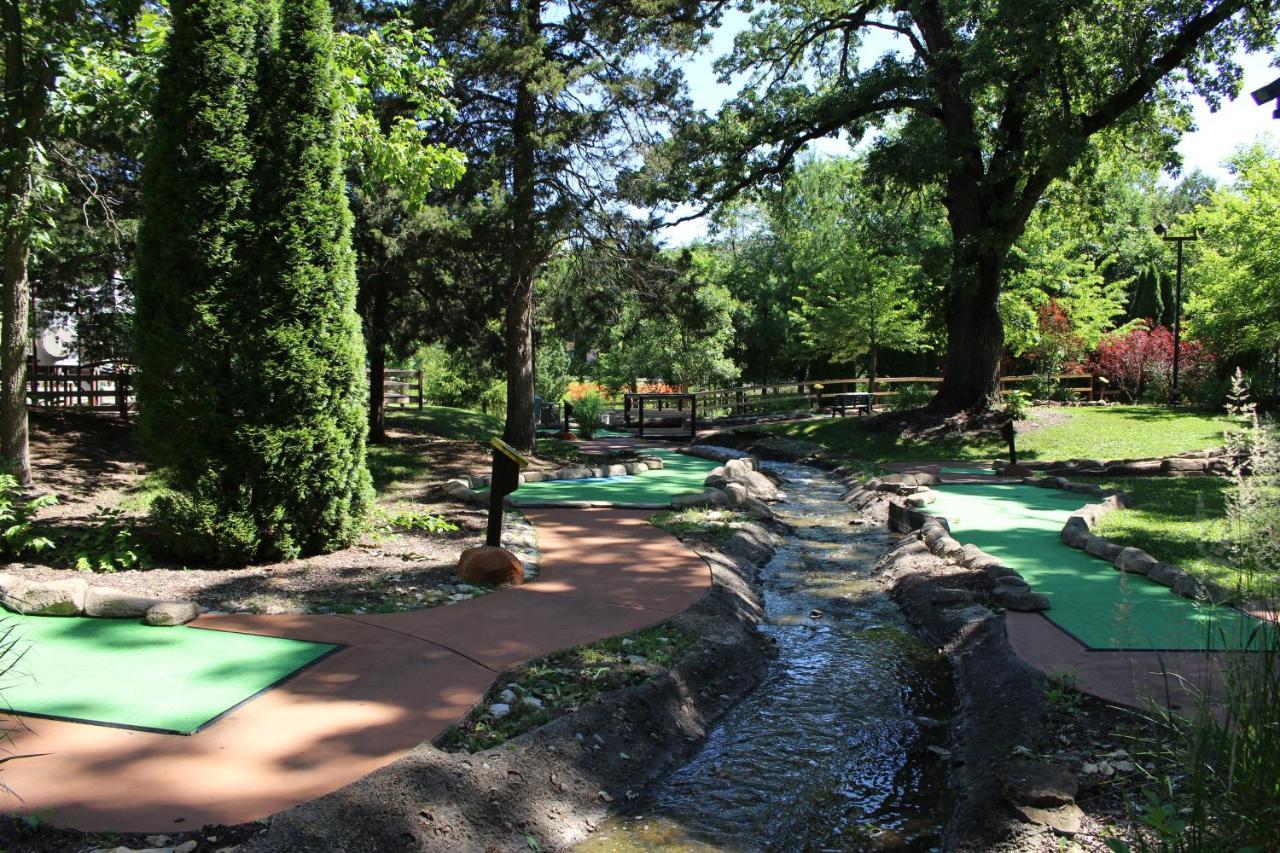Grand Bear Resort At Starved Rock Utica Ngoại thất bức ảnh